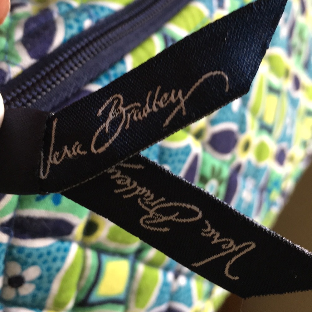 Vera Bradley bag - Picture 3 of 8